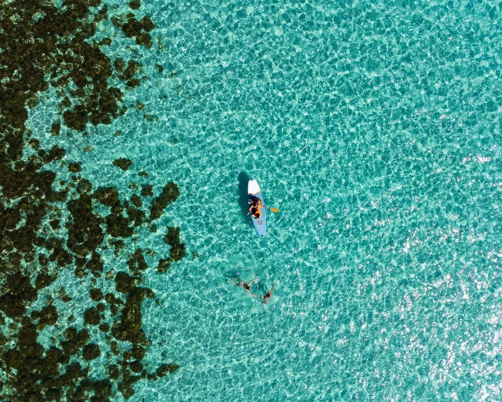 Snorkeling et kayak dans le lagon turquoise de l'île Maurice